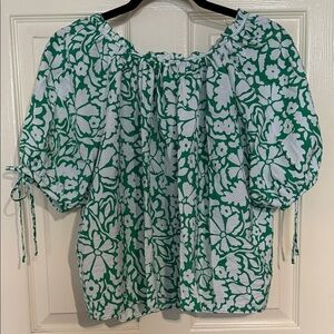 LOFT Green and White Floral Blouse